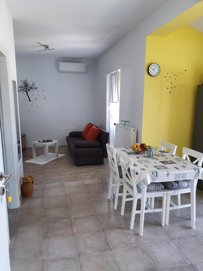 Apartman Luce Lejlighed Brzac Eksteriør billede